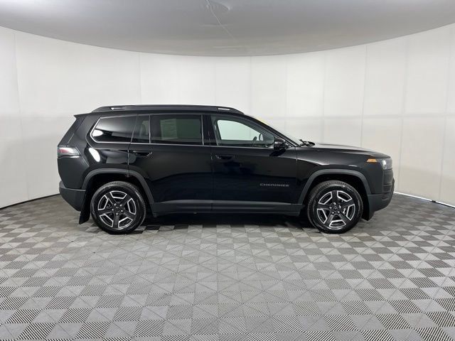 Used 2026 Jeep Cherokee Laredo AWD/4WD image 8