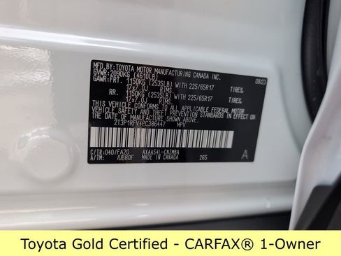 Certified 2023 Toyota RAV4 XLE w/ Convenience Package image 30