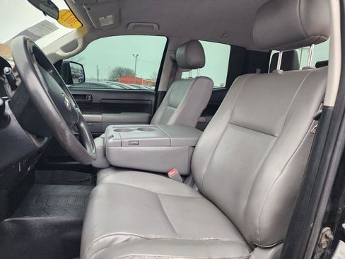 Used 2013 Toyota Tundra 4x4 Double Cab Long Bed image 9