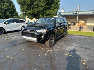 Used 2023 Toyota 4Runner TRD Off-Road Premium w/ Moonroof Package AWD/4WD video 3
