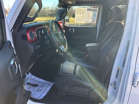 Used 2021 Jeep Wrangler Unlimited Rubicon image 15