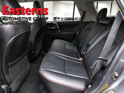 Used 2018 Toyota 4Runner TRD Off-Road Premium image 24