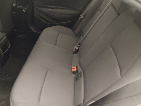 Used 2022 Toyota Corolla LE image 18