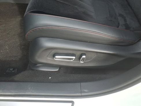 Used 2025 Acura ADX A-Spec image 4