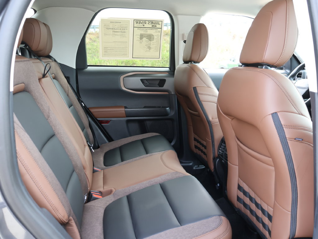 Used 2026 Ford Bronco Sport Outer Banks AWD/4WD image 11