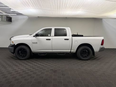 Used 2018 RAM 1500 ST w/ SXT Appearance Group AWD/4WD image 2