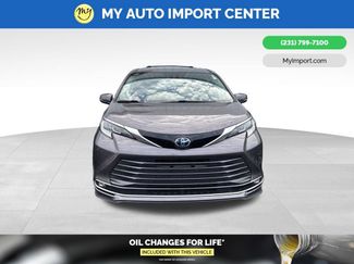 Used 2022 Toyota Sienna Limited AWD/4WD video 2
