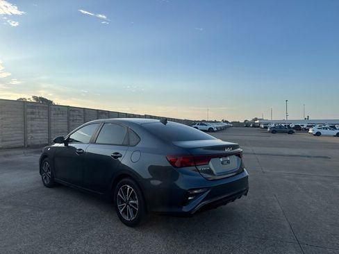 Used 2023 Kia Forte LXS FWD image 14