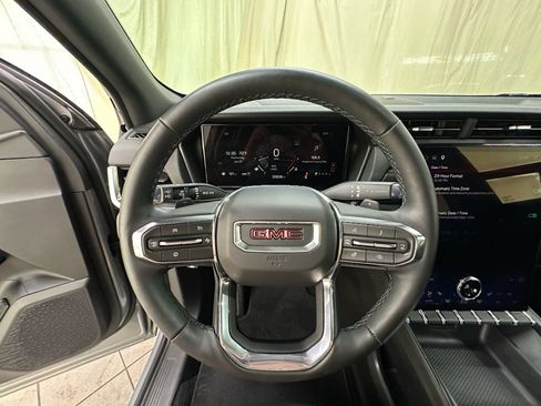 Used 2025 GMC Terrain Elevation w/ Elevation Premium Package AWD/4WD image 26