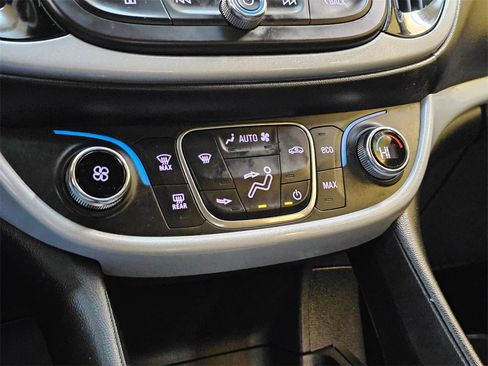 Used 2016 Chevrolet Volt LT image 26