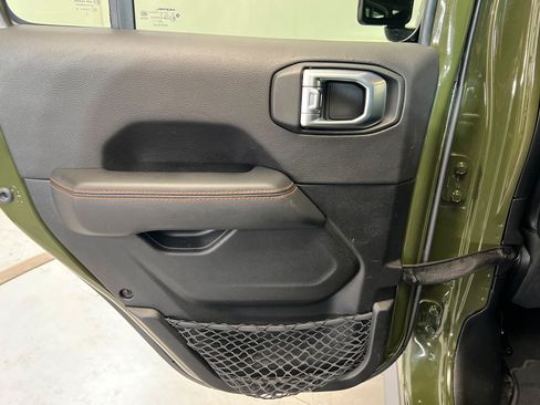 Used 2022 Jeep Gladiator Mojave w/ LED Lighting Group AWD/4WD image 19