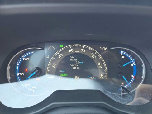 Certified 2025 Toyota RAV4 LE AWD/4WD image 25