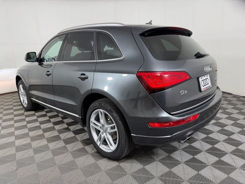 Used 2017 Audi Q5 2.0T Premium Plus w/ Technology Package AWD/4WD image 3
