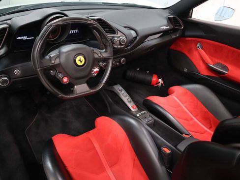 Certified 2018 Ferrari 488 Spider RWD image 17
