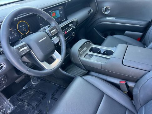 Certified 2026 Hyundai Palisade SEL Premium FWD image 12