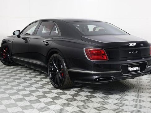 Used 2024 Bentley Flying Spur W12 AWD/4WD image 3