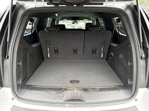 Certified 2025 Chevrolet Suburban LS image 18
