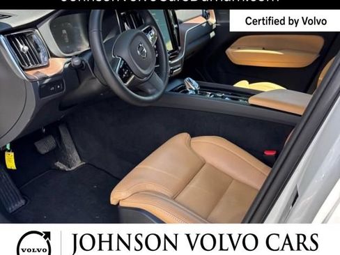 Used 2024 Volvo XC60 T8 Ultimate w/ Climate Package AWD/4WD image 7