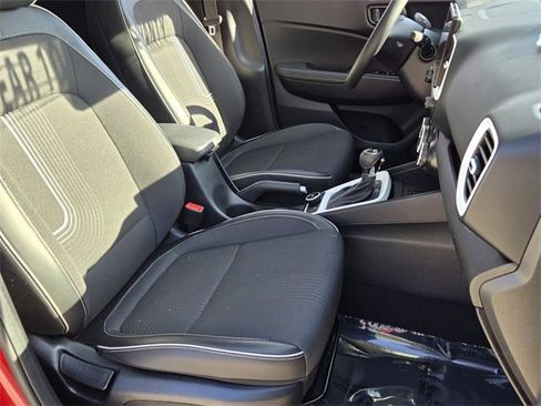 Certified 2023 Hyundai Venue Limited image 20