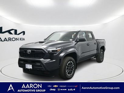 Used 2024 Toyota Tacoma TRD Sport w/ TRD Sport Upgrade Package