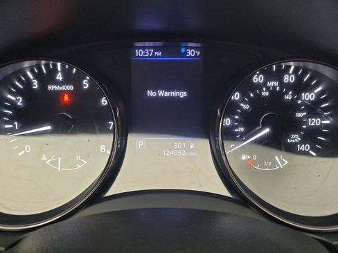 Used 2018 Nissan Rogue S image 23