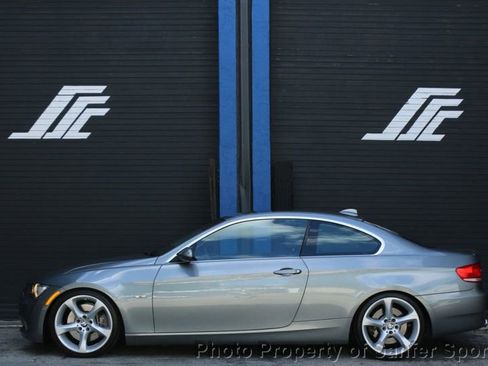 Used 2008 BMW 335i Coupe image 2