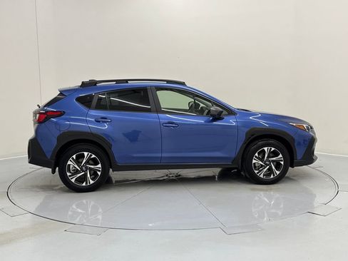 Used 2025 Subaru Crosstrek 2.0i Premium image 6