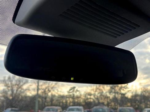 Used 2019 INFINITI QX80 Luxe image 32