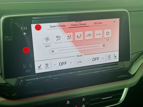 New 2026 Volkswagen Atlas Peak Edition AWD/4WD image 15