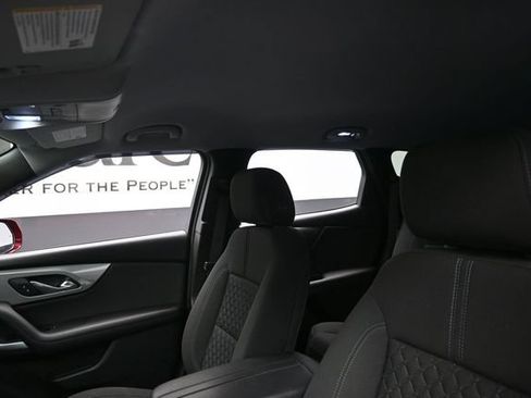 Used 2020 Chevrolet Blazer LT FWD image 18