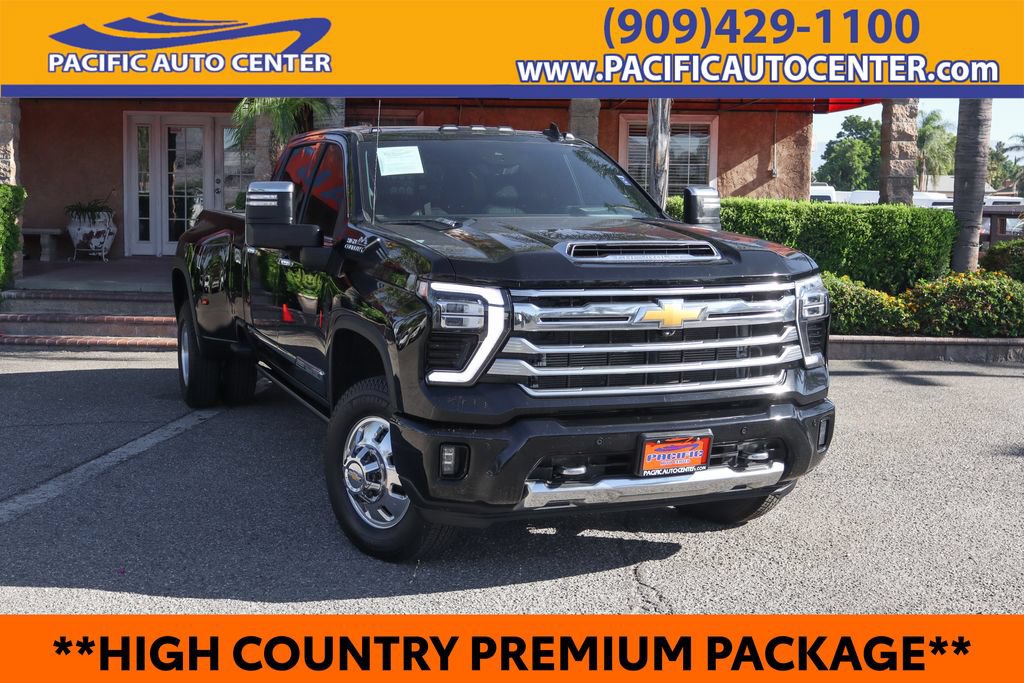 Used 2024 Chevrolet Silverado 3500 High Country w/ High Country Premium Package AWD/4WD image 1
