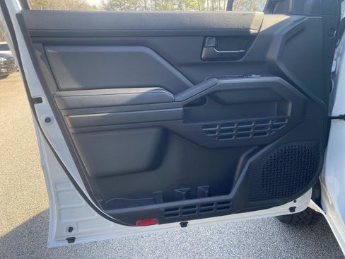 Used 2024 Toyota Tacoma SR image 16