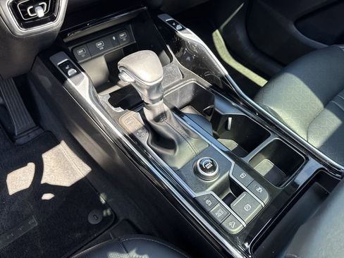 Used 2022 Kia Sorento SX image 32