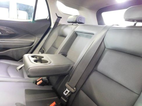 Used 2019 GMC Terrain Denali w/ Advanced Safety Package FWD image 16