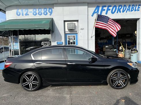 Used 2016 Honda Accord Sport image 5
