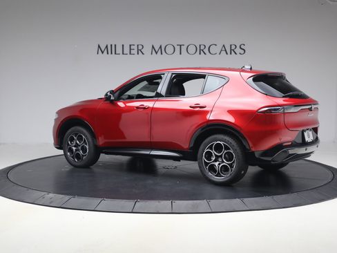 New 2026 Alfa Romeo Tonale Sprint w/ Black Premium Package AWD/4WD image 4