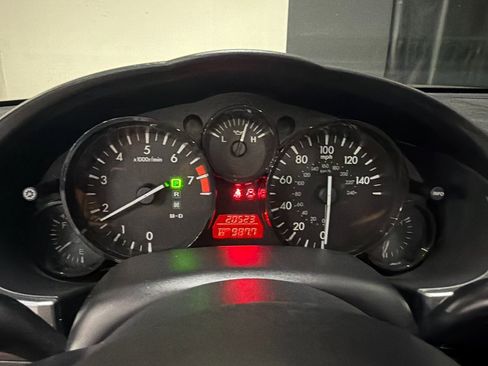 Used 2013 MAZDA MX-5 Miata Club image 11