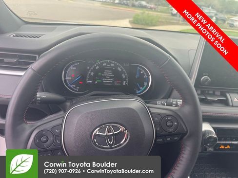 Used 2024 Toyota RAV4 SE w/ Weather & Moonroof Package AWD/4WD image 10