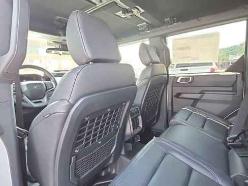 New 2026 Ford Bronco Big Bend w/ Black Diamond Package AWD/4WD image 19