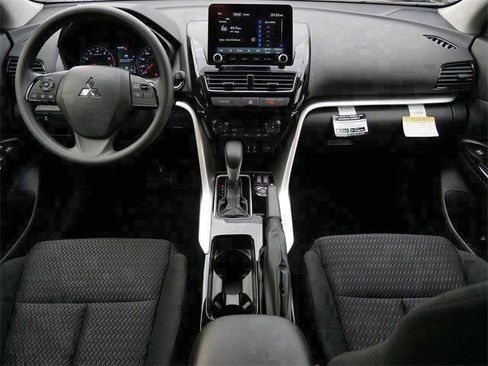 New 2026 Mitsubishi Eclipse Cross LE image 7