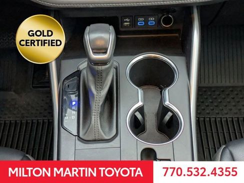 Certified 2022 Toyota Highlander XLE image 17