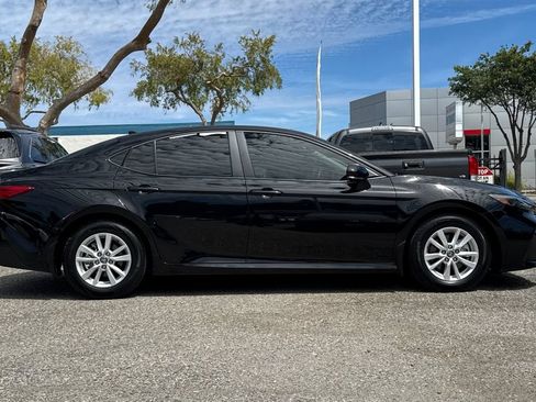 Used 2026 Toyota Camry LE w/ Convenience Package FWD image 2