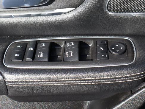 Used 2022 RAM 1500 Laramie image 17