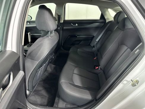 Used 2023 Kia K5 LXS image 25