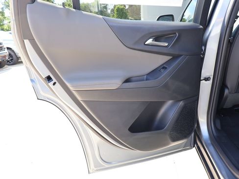 New 2026 Chevrolet Equinox LT w/ Convenience Package II AWD/4WD image 24
