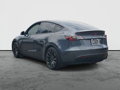 Used 2021 Tesla Model Y Performance AWD/4WD image 3