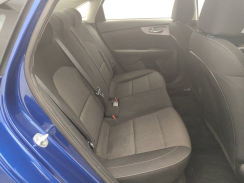 Used 2022 Kia Forte LXS image 19