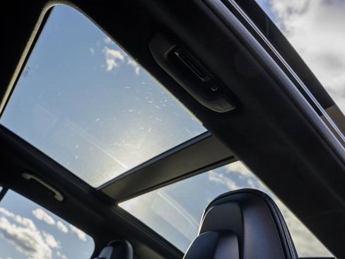 Certified 2024 Mercedes-Benz GLC 300 4MATIC image 32