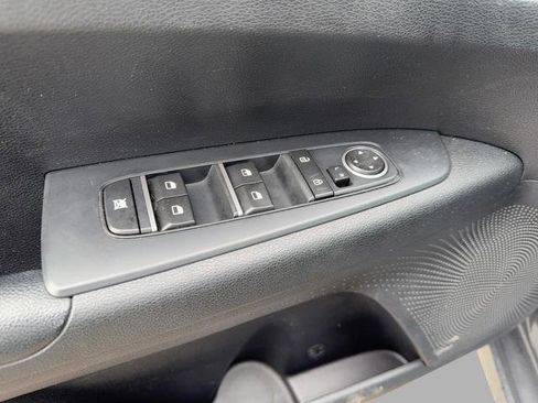 Used 2019 Kia Forte LXS image 10