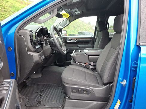 Used 2026 Chevrolet Silverado 1500 LT AWD/4WD image 13